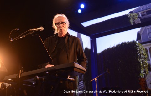 John_Carpenter_in_concert_at_the_Warfield_in_SF_Photographed_by_Oscar_Benjamin_2017