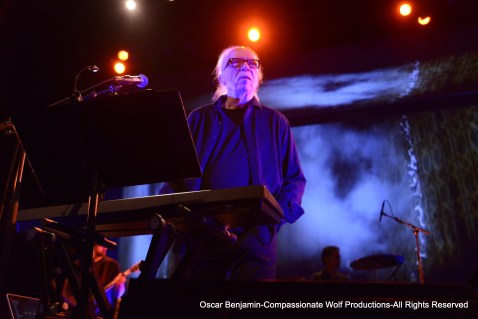 John_Carpenter_Performinglive_at_the_Warfield_in_SF_Photographed_by_Oscar_Benjamin_2017